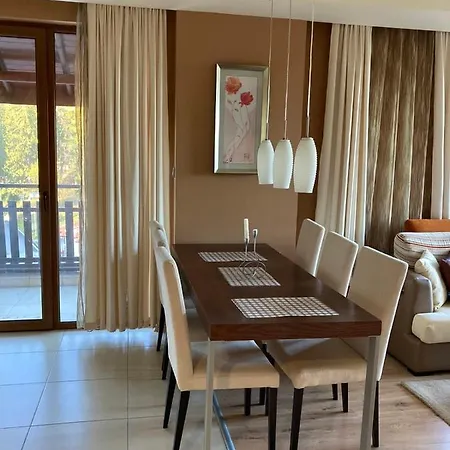 за гости свети трифон 아파트 팜포로보