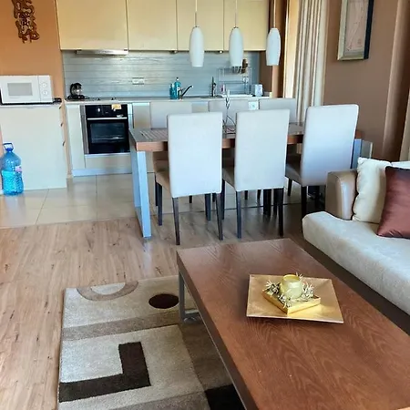 за гости свети трифон 아파트 팜포로보